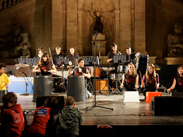โรงเรียนมัธยมการดนตรีและนาฏศิลป์ - Liceo Musicale e Coreutico